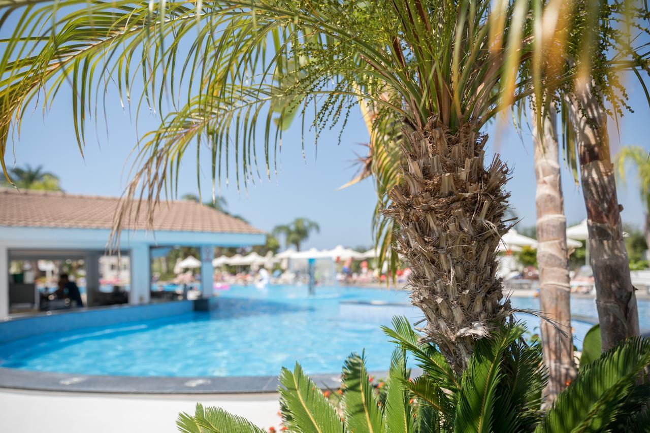 Christofinia Hotel Ayia Napa Exterior foto