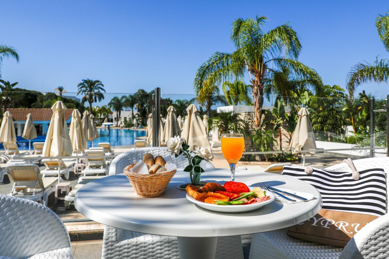 Christofinia Hotel Ayia Napa Exterior foto