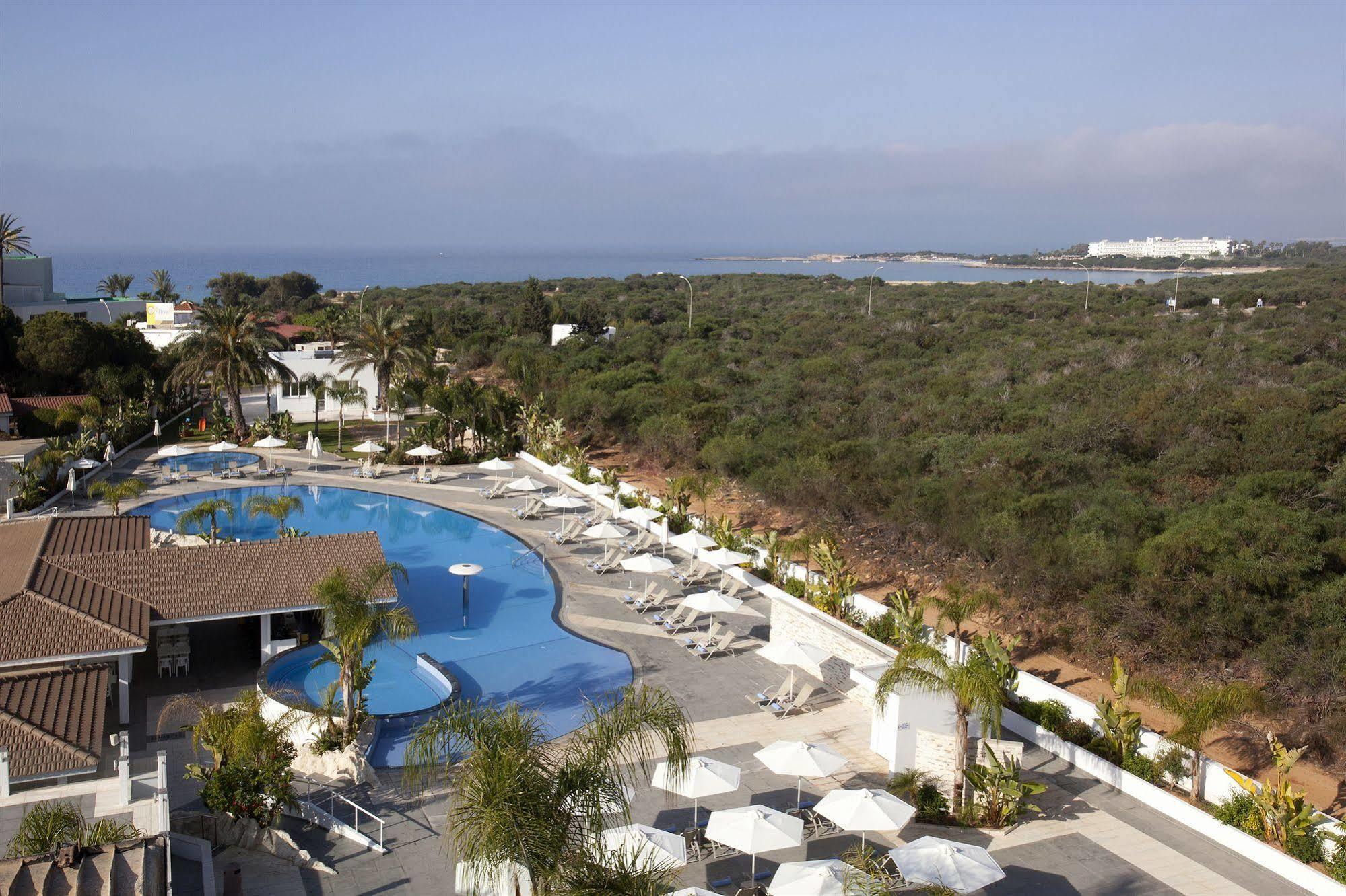 Christofinia Hotel Ayia Napa Exterior foto